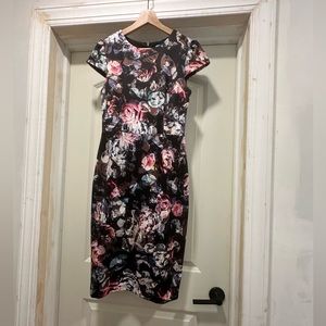 Cap sleeve and flowers, YAY!